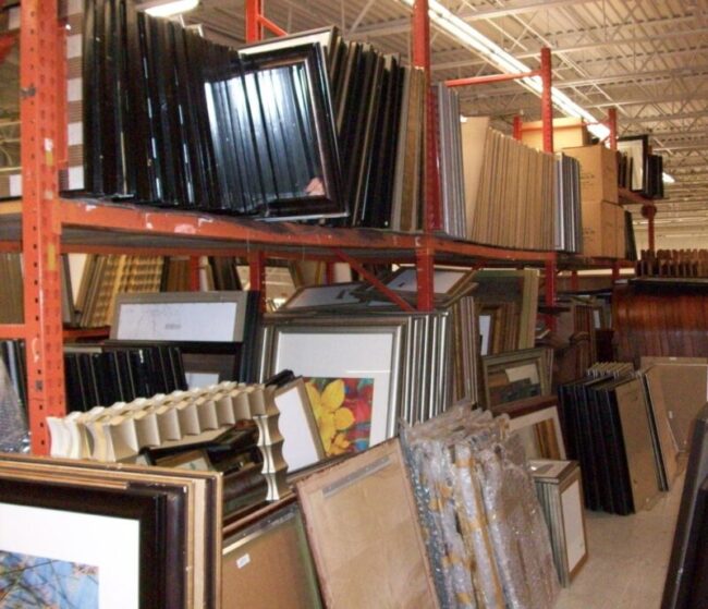 Hotel Liquidation - Arts and Mirrors