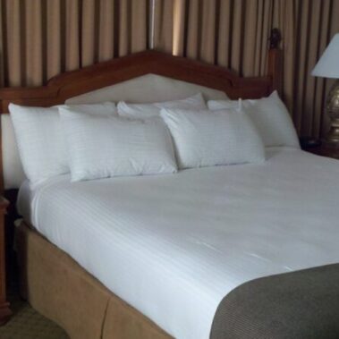 Hotel Liquidation - Biloxi - Dark Furnitures King