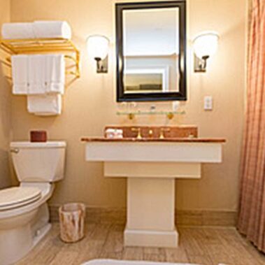 Hotel Liquidation - Crescent Court Room Deluxe Room 3