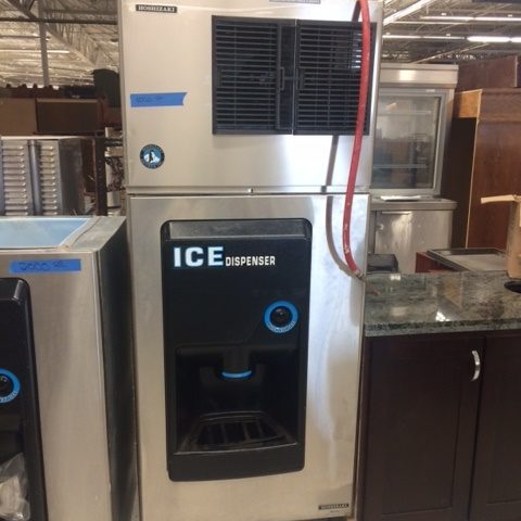 Hotel Liquidation - Ice Machine - Hoshizaki