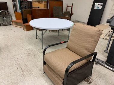 Hotel Liquidation - Lounges, Sofas and More 7