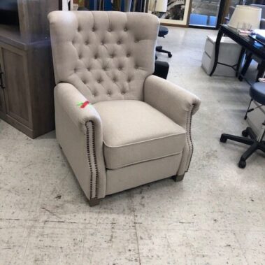 Hotel Liquidation - Lounges, Sofas and More 4