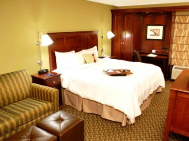 Hotel Liquidation - Hampton group picture #1