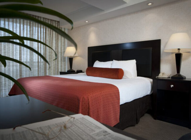 Hotel Liquidation - River Run King Size Bed