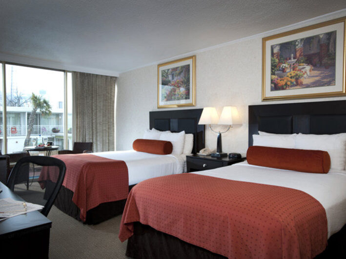 Hotel Liquidation - River Run