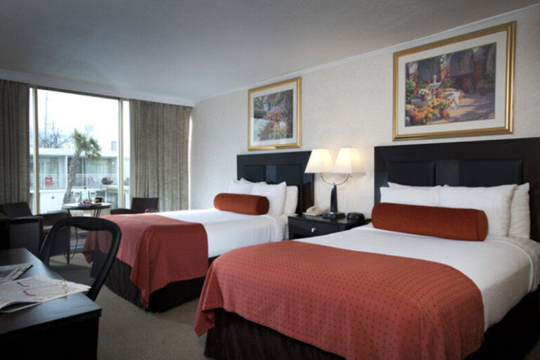 Hotel Liquidation - River Run